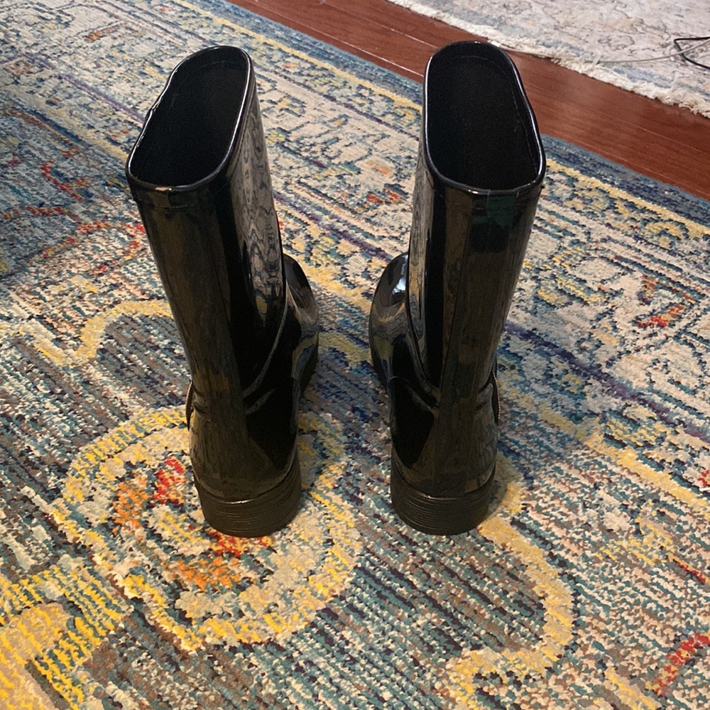 Shiny Black Mid Shin Rain Boots with Gold Zippers - Picture 4 of 5